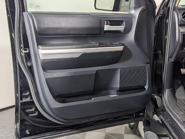2016 Toyota Tundra SR5 5.7L V8
