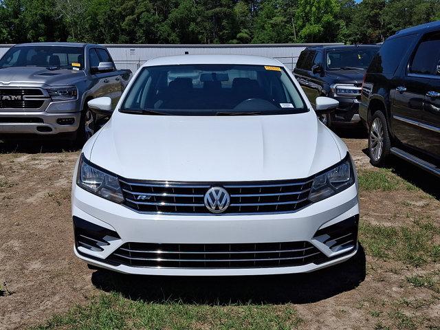 2017 Volkswagen Passat 1.8T R-Line