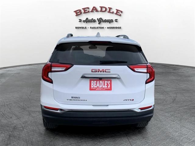 2023 GMC Terrain AWD AT4