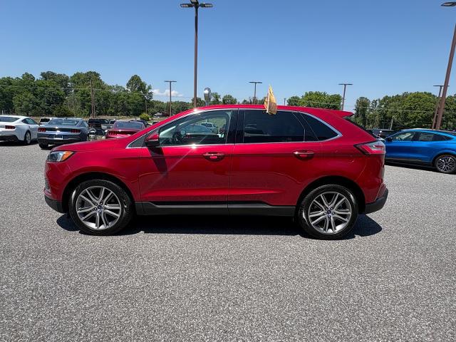 2022 Ford Edge Titanium