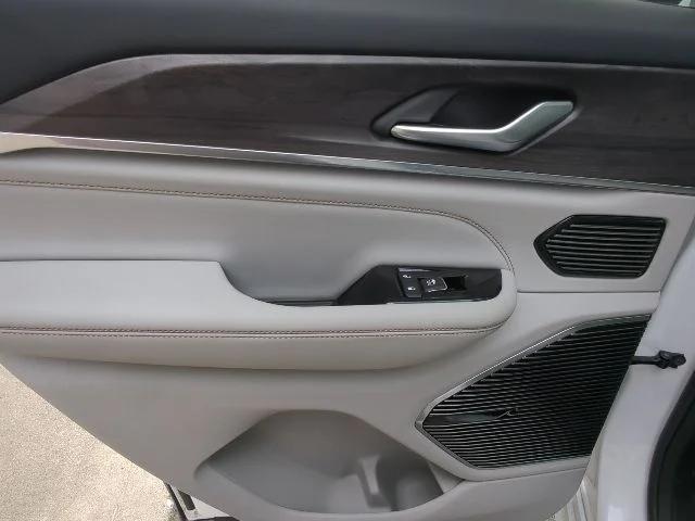 2023 Jeep Grand Cherokee Overland 4x4