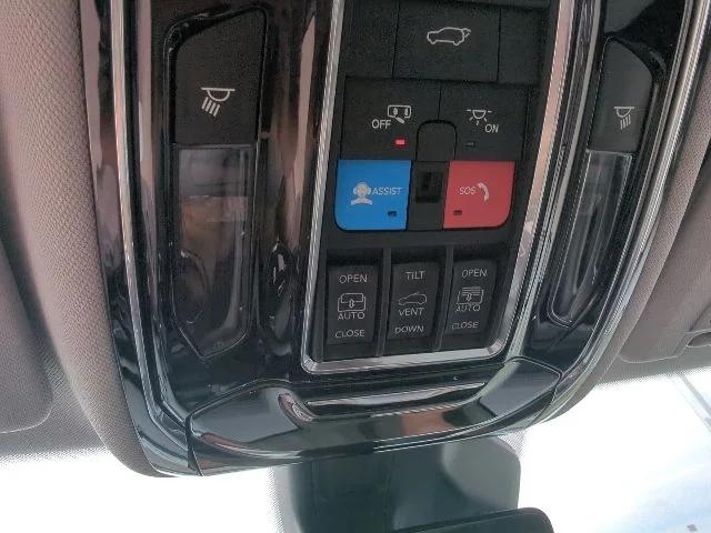 2023 Jeep Grand Cherokee Overland 4x4