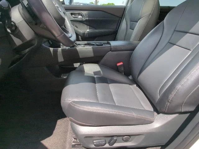 2023 Nissan Rogue SL Intelligent AWD