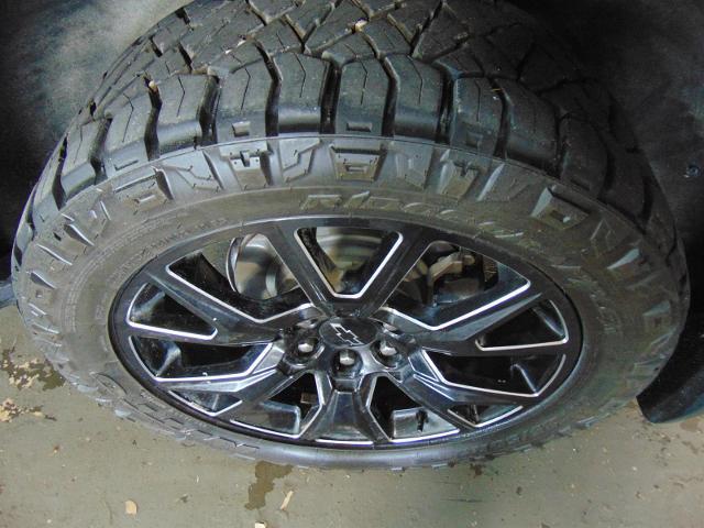 2023 Chevrolet Tahoe 4WD RST