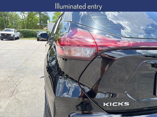 2023 Nissan Kicks SV Xtronic CVT