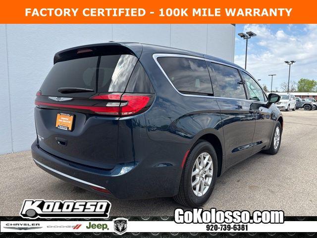 2025 Chrysler Pacifica Select