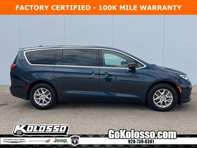 2025 Chrysler Pacifica Select