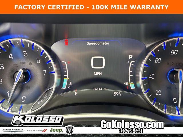 2025 Chrysler Pacifica Select