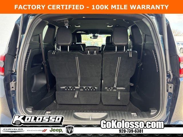 2025 Chrysler Pacifica Select
