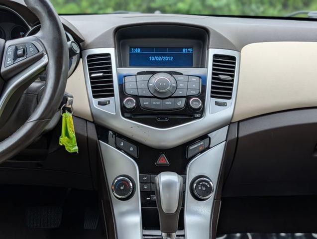 2011 Chevrolet Cruze 2LT