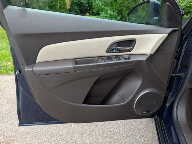 2011 Chevrolet Cruze 2LT
