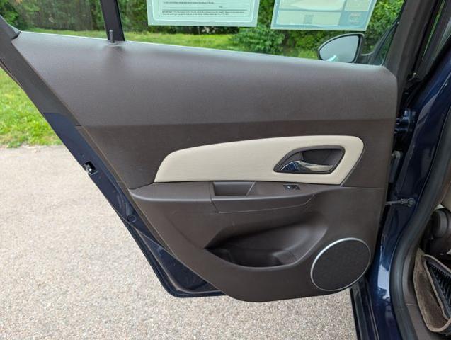 2011 Chevrolet Cruze 2LT