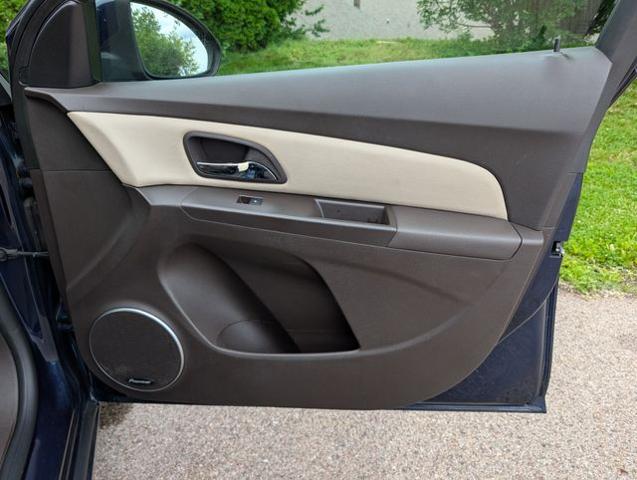 2011 Chevrolet Cruze 2LT