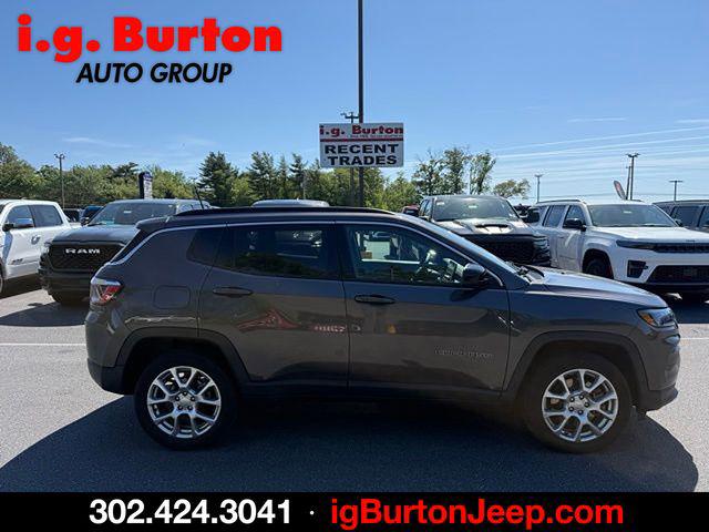 2023 Jeep Compass Latitude Lux FWD 2023 Jeep Compass Latitude Lux FWD
