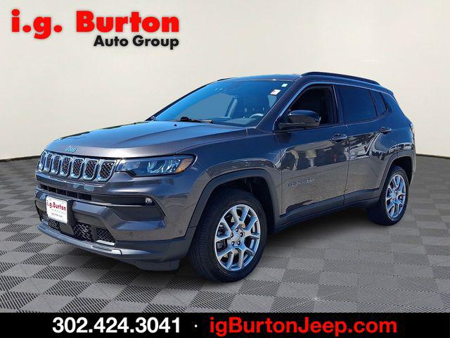 2023 Jeep Compass Latitude Lux FWD 2023 Jeep Compass Latitude Lux FWD
