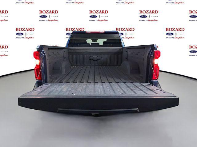 2022 Chevrolet Silverado 1500 4WD Crew Cab Short Bed RST