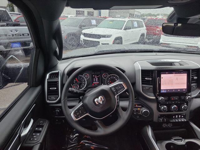 2025 Ram 1500 Big Horn Crew Cab 4x4 64 Box