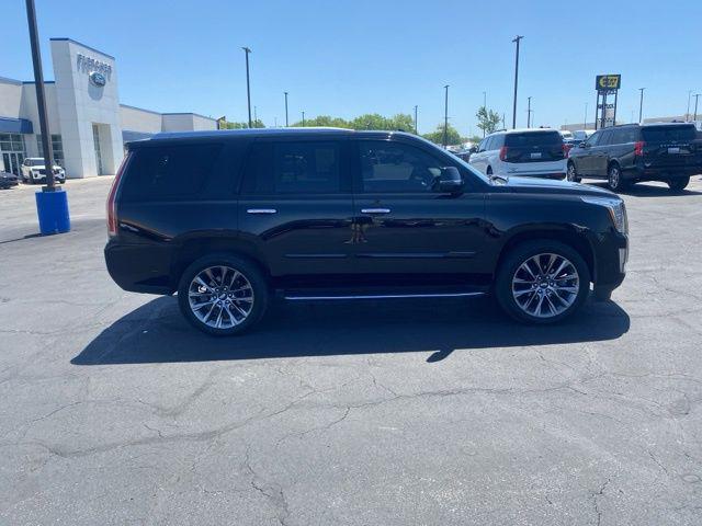 2020 Cadillac Escalade 4WD Luxury