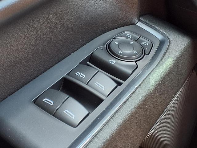 2023 Chevrolet Silverado 1500 4WD Crew Cab Short Bed RST