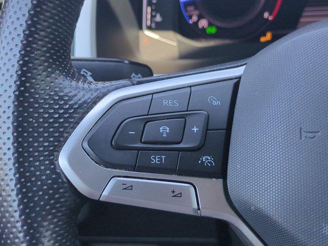 2022 Volkswagen Atlas Cross Sport 3.6L V6 SEL R-Line
