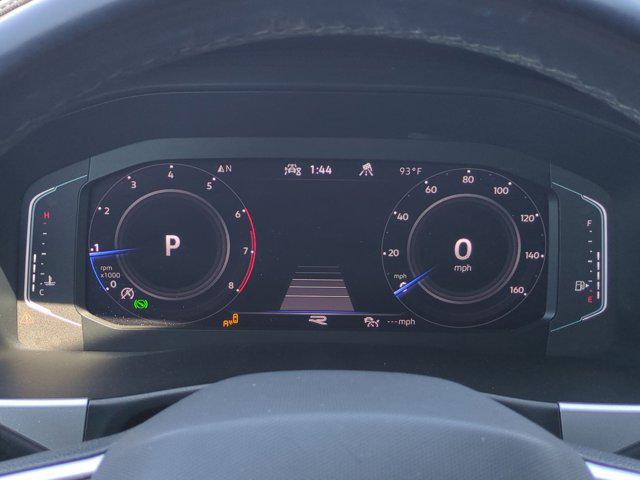 2022 Volkswagen Atlas Cross Sport 3.6L V6 SEL R-Line