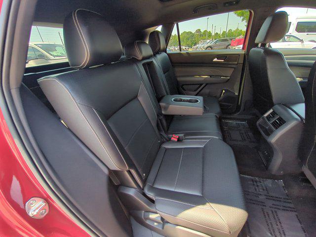 2022 Volkswagen Atlas Cross Sport 3.6L V6 SEL R-Line