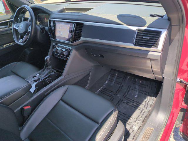 2022 Volkswagen Atlas Cross Sport 3.6L V6 SEL R-Line