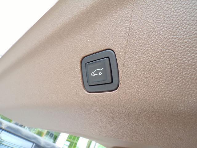 2023 GMC Yukon 4WD Denali