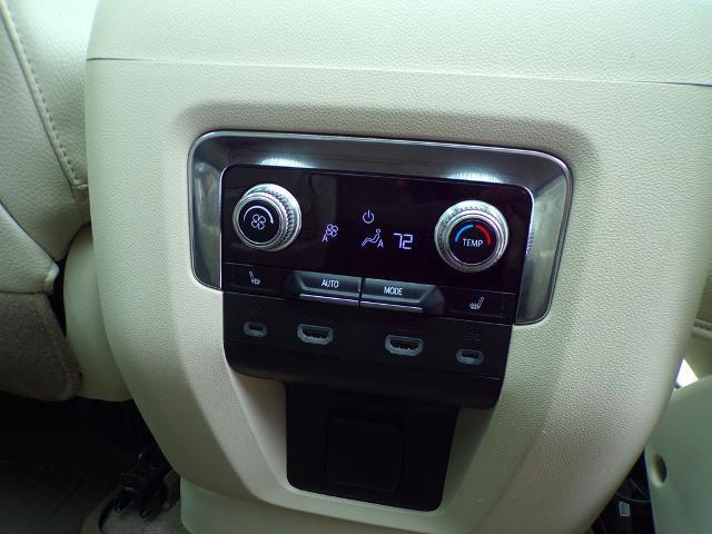 2023 GMC Yukon 4WD Denali
