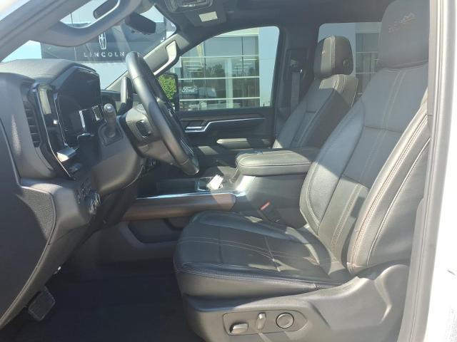 2024 Chevrolet Silverado 2500HD 4WD Crew Cab Standard Bed High Country