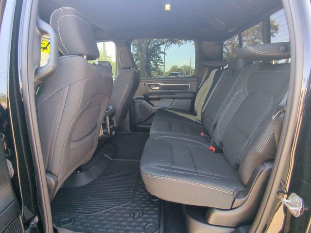 2025 Ram 1500 Big Horn Crew Cab 4x4 5'7" Box