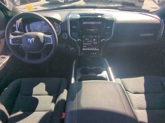 2025 Ram 1500 Big Horn Crew Cab 4x4 5'7" Box