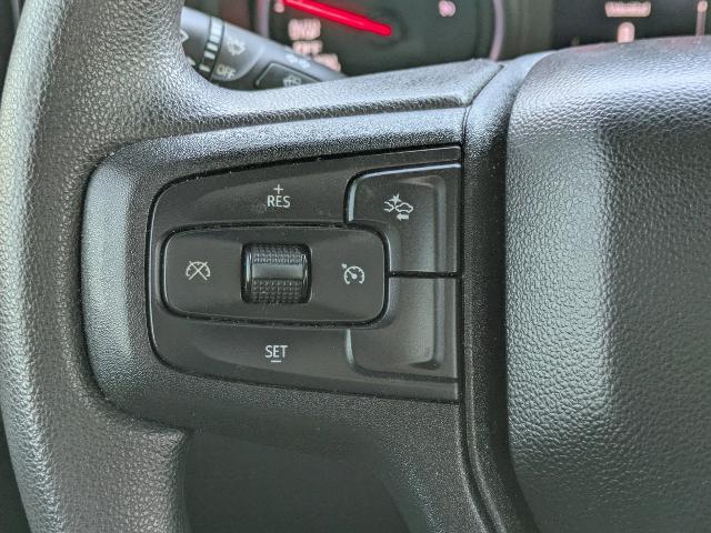 2024 Chevrolet Silverado 1500 2WD Crew Cab Short Bed Custom