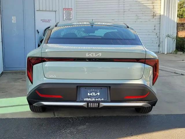 2026 Kia K4 LXS