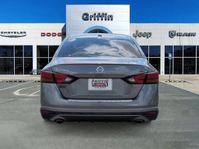 2022 Nissan Altima SR FWD