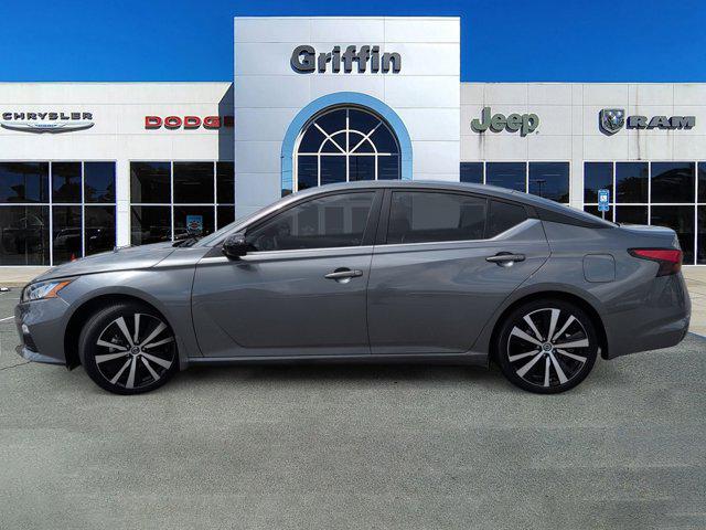 2022 Nissan Altima SR FWD