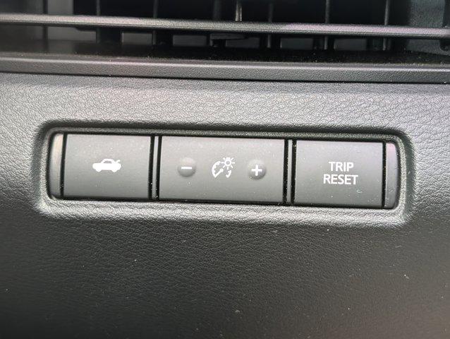 2022 Nissan Altima SR FWD