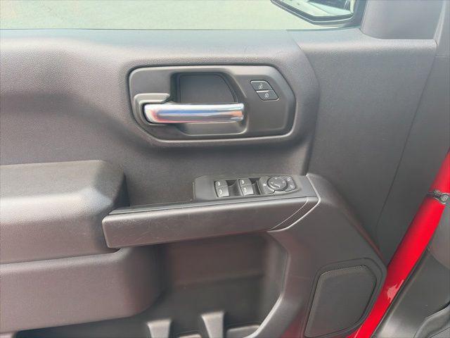 2024 GMC Sierra 1500 4WD Crew Cab Short Box Pro