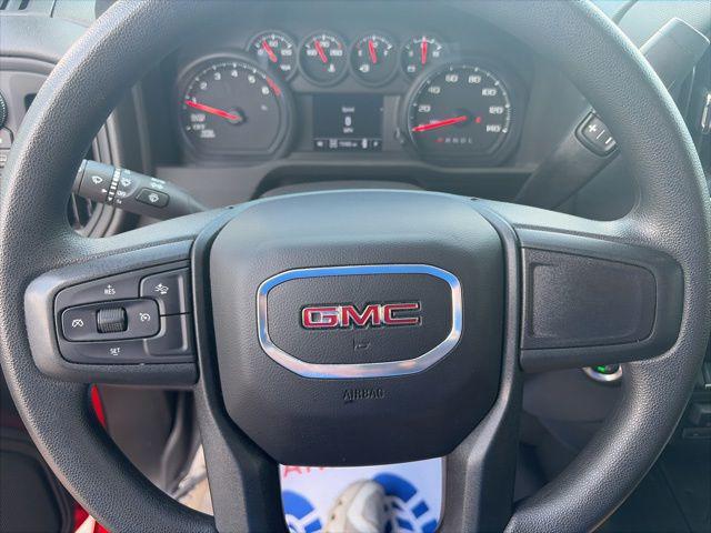 2024 GMC Sierra 1500 4WD Crew Cab Short Box Pro