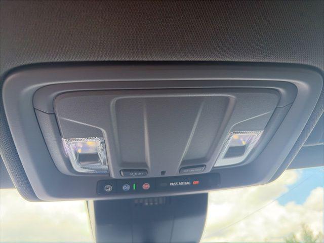 2024 GMC Sierra 1500 4WD Crew Cab Short Box Pro