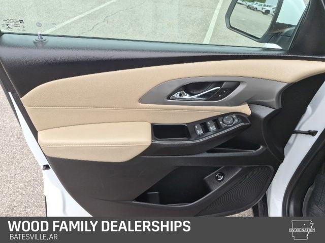 2023 Chevrolet Traverse FWD LT Cloth
