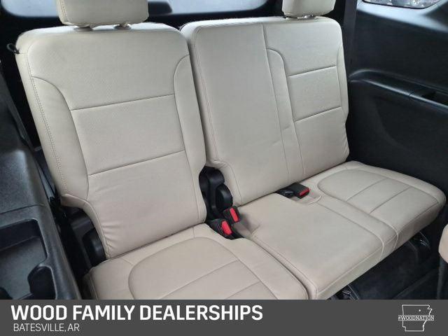 2023 Chevrolet Traverse FWD LT Cloth