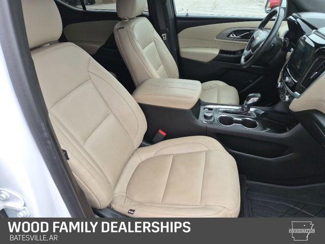 2023 Chevrolet Traverse FWD LT Cloth