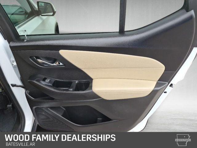 2023 Chevrolet Traverse FWD LT Cloth