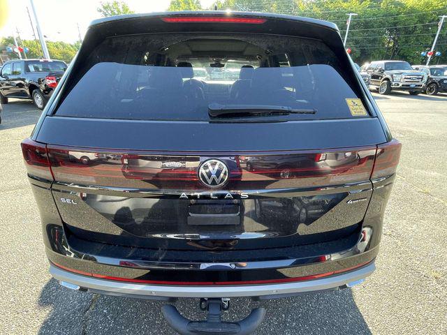 2024 Volkswagen Atlas 2.0T Peak Edition SEL