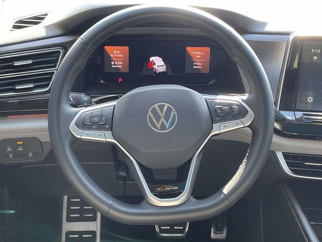 2024 Volkswagen Atlas 2.0T Peak Edition SEL