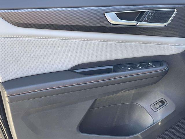 2024 Volkswagen Atlas 2.0T Peak Edition SEL