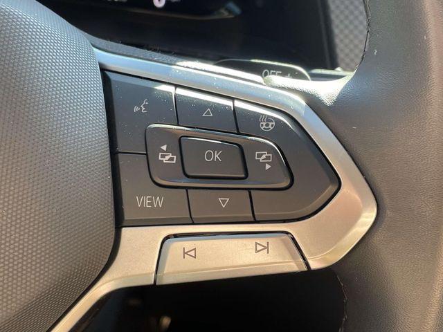 2024 Volkswagen Atlas 2.0T Peak Edition SEL