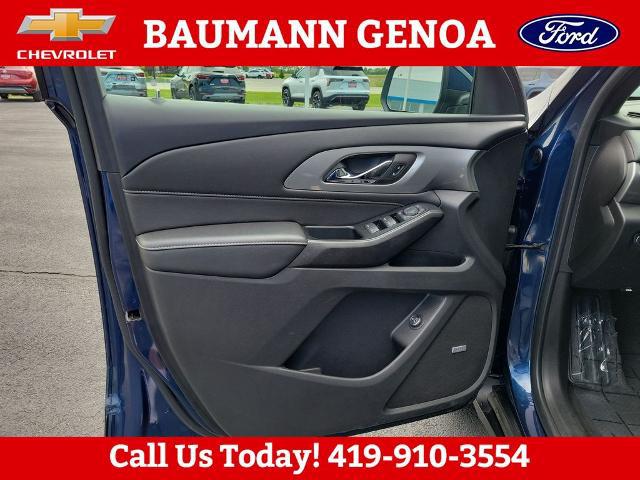 2023 Chevrolet Traverse FWD LT Leather