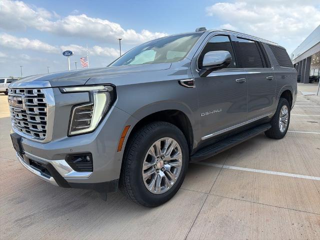 2025 GMC Yukon XL 4WD Denali